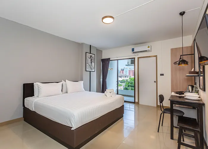 Infinite Hotel-ratchada 3*