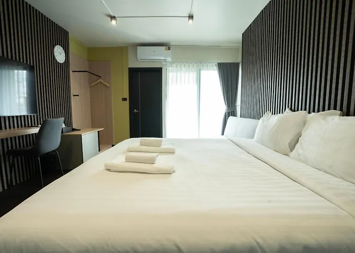 Infinite Hotel-ratchada Hotel