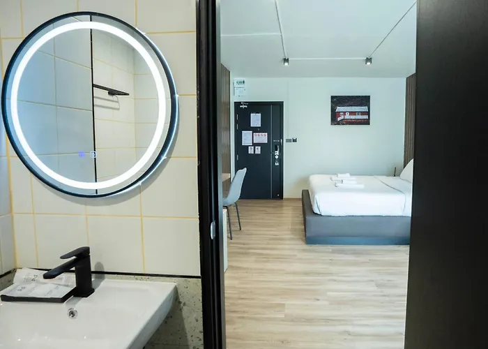 Infinite Hotel-ratchada 3* Bangkok