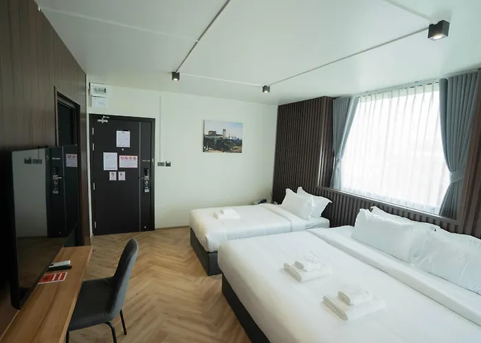 Infinite Hotel-ratchada