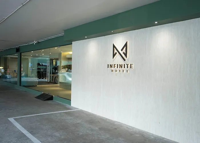 Infinite Hotel-ratchada 酒店 3*